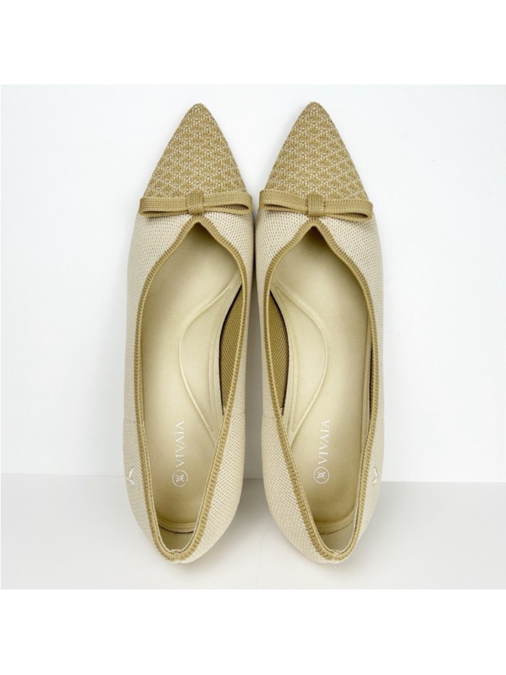 Vivaia Serena Pointed Toe Bow Detail Cream Ivory Slip On Kitten Heel EU 42 - Picture 2 of 14